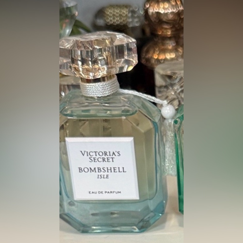 Victoria's Secret Bombshell  aisle only - Picture 2 of 2